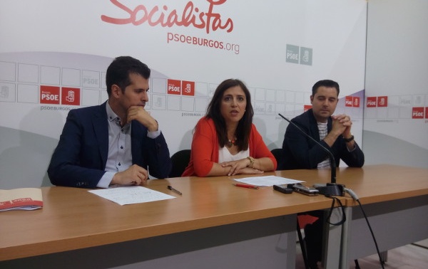Luis Tudanca, Esther Peña y Daniel de la Rosa presentan las acciones del PSOE en materia de sanidad
